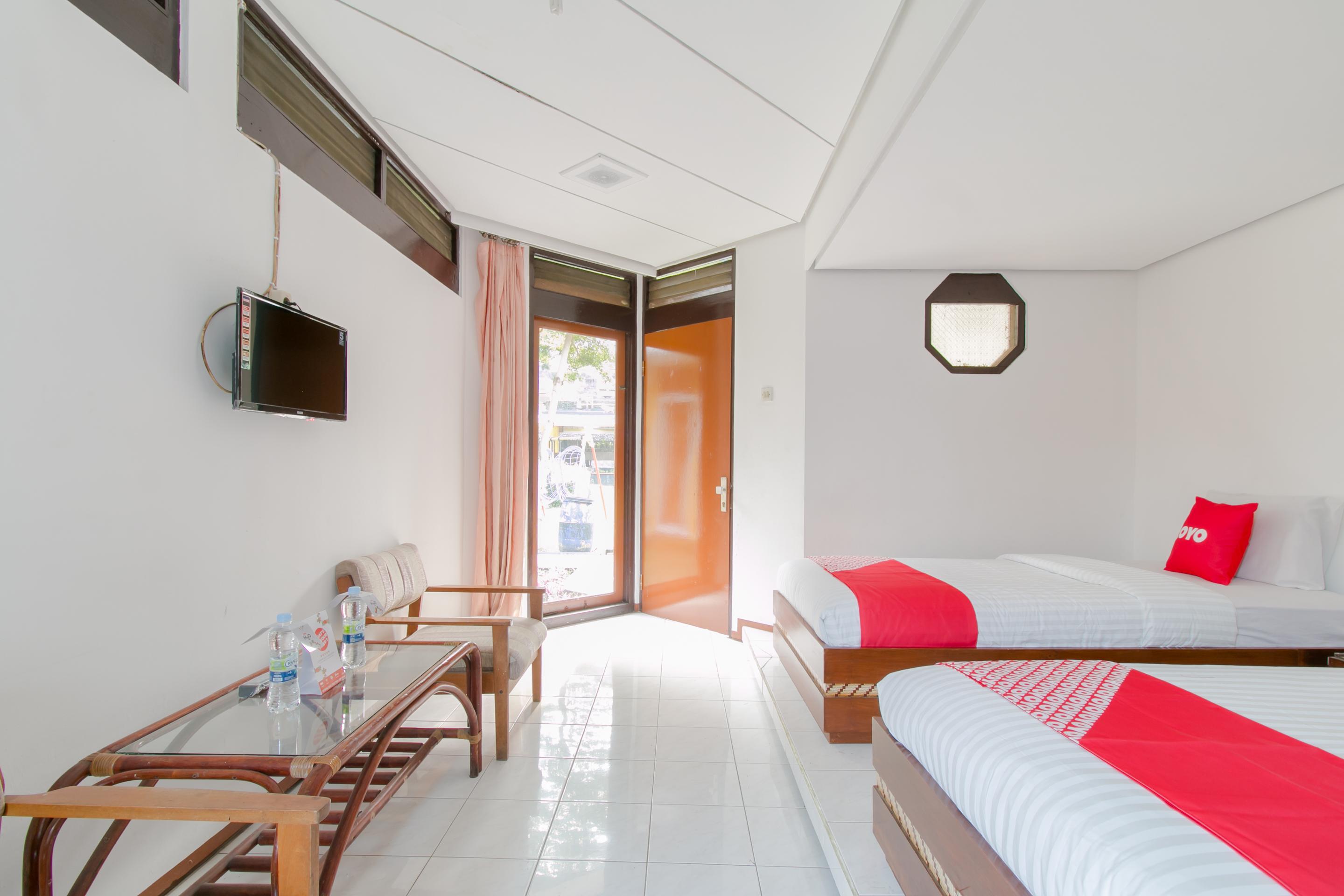 Oyo 1996 Koneng Hotel Cibodas Dış mekan fotoğraf