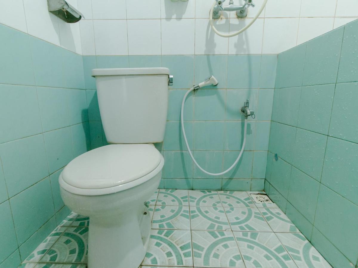 Oyo 1996 Koneng Hotel Cibodas Dış mekan fotoğraf